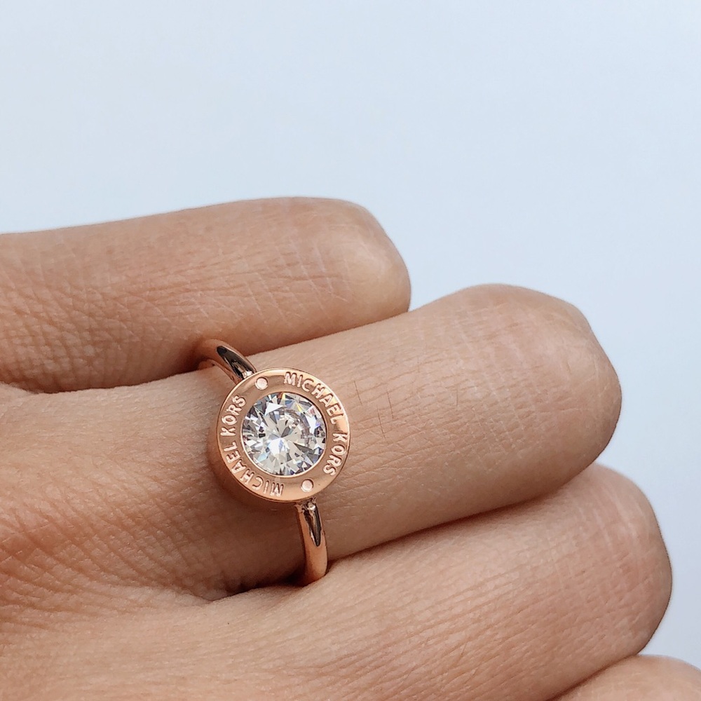 NWT MICHAEL KORS Brilliance Rose Gold Crystal Ring - Picture 4 of 7